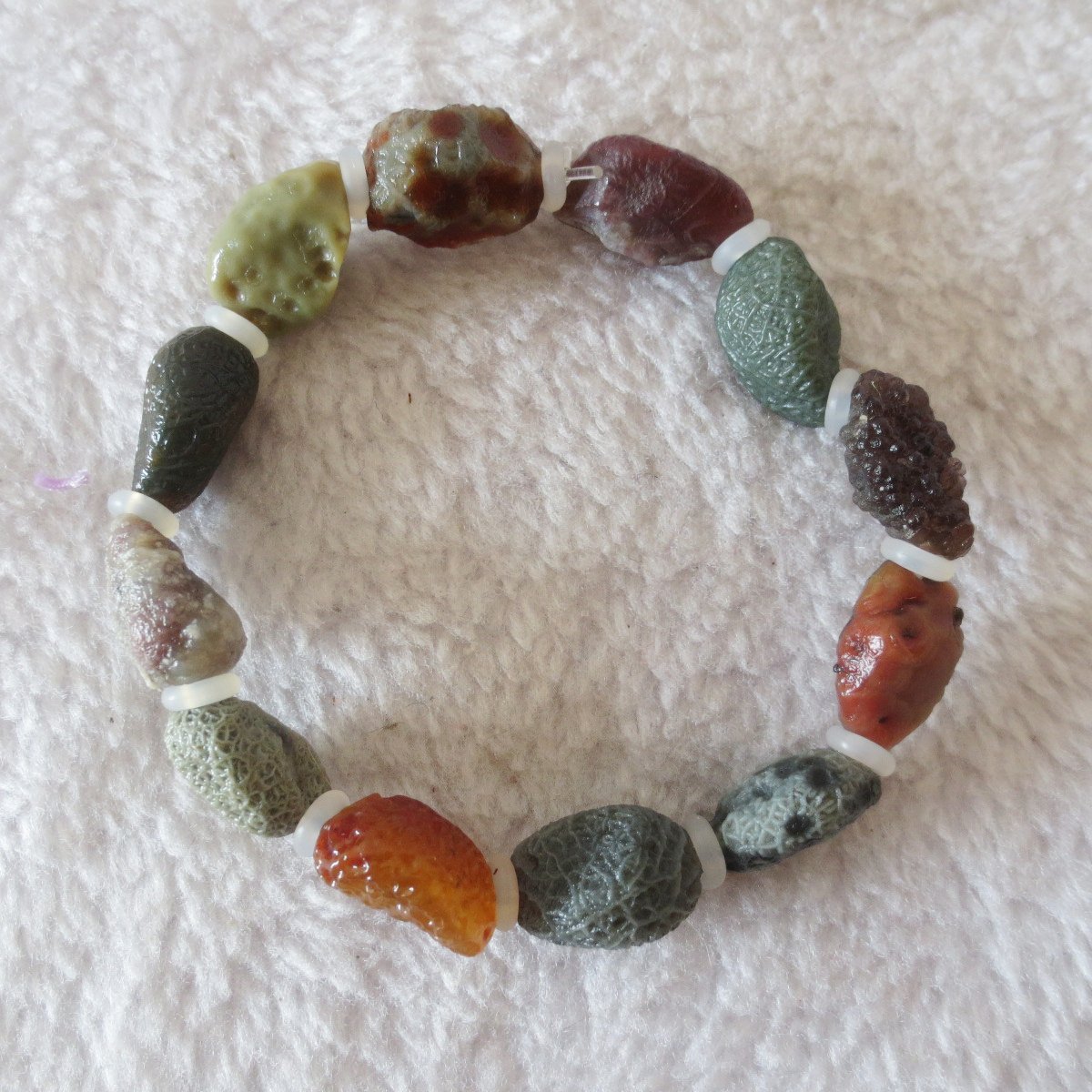 heishan gobi vein‑textured agate bracelet natural rough nuggets (b395)