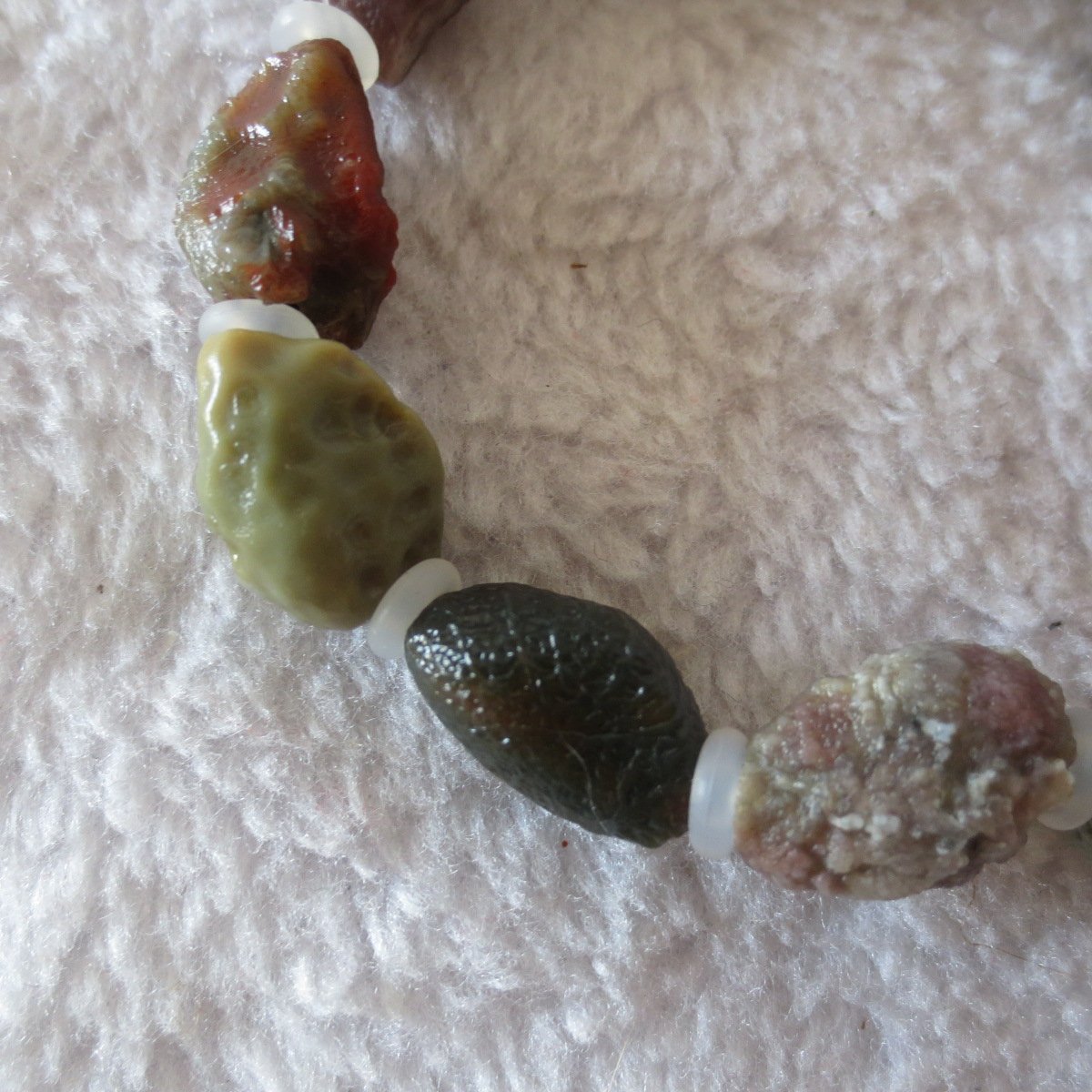 heishan gobi vein‑textured agate bracelet natural rough nuggets (b395)