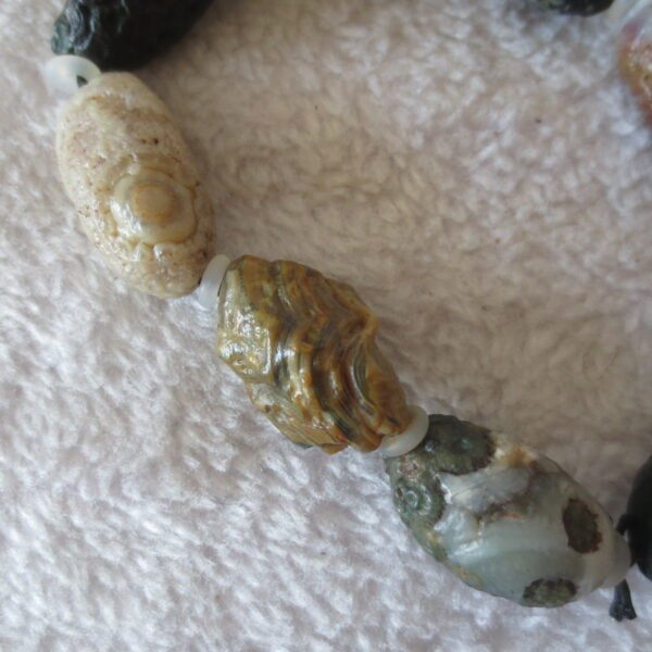 unpolished gobi raw agate bracelet, natural rough stone beads (b410)