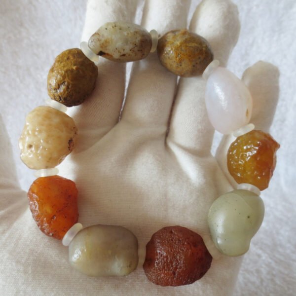 unpolished gobi raw agate bracelet, natural rough stone beads (b415) (copy)