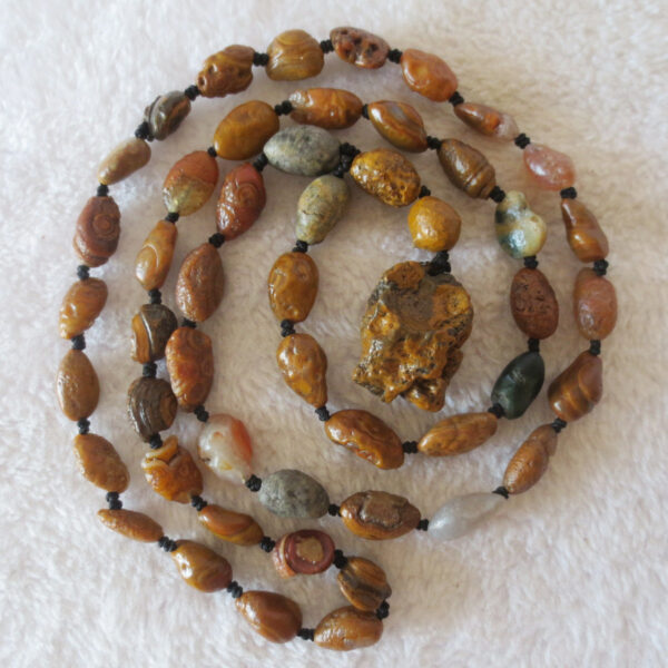 gobi vein stone long necklace, natural rough agate (n686)