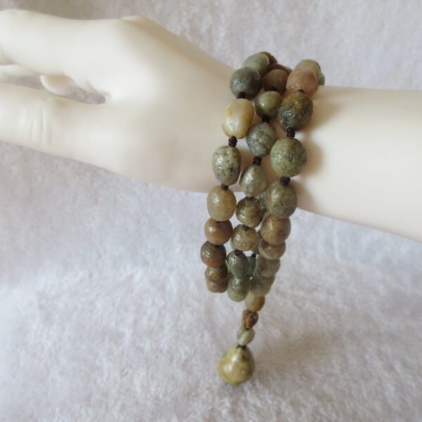 gobi eye stone beaded necklace, natural alxa agate pebble long necklace (n696)