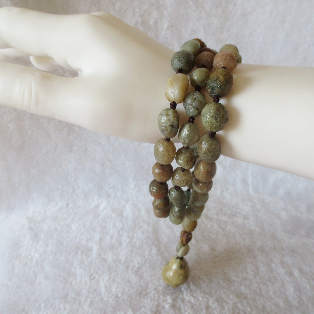 gobi eye stone beaded necklace, natural alxa agate pebble long necklace (n696)