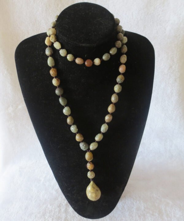 gobi eye stone beaded necklace, natural alxa agate pebble long necklace (n696)