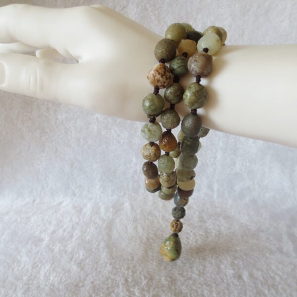 gobi eye stone beaded necklace, natural alxa agate pebble long necklace (n697)