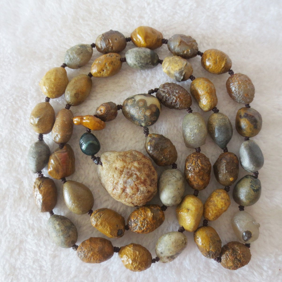 gobi eye stone beaded necklace, natural alxa agate pebble long necklace (n698) (copy)