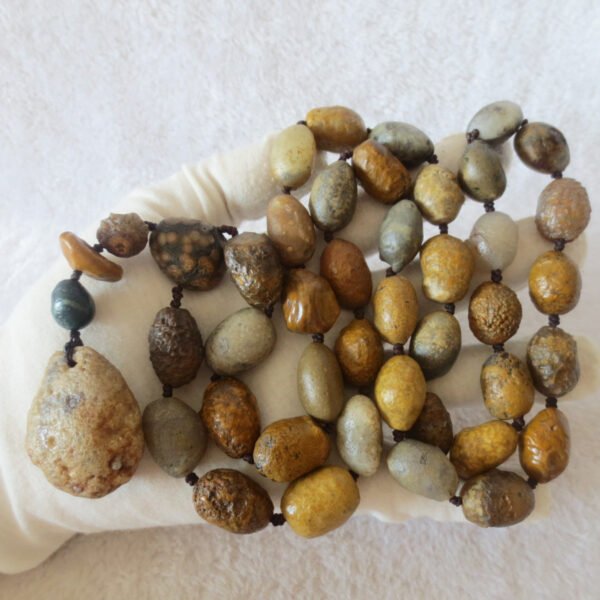 gobi eye stone beaded necklace, natural alxa agate pebble long necklace (n698) (copy)