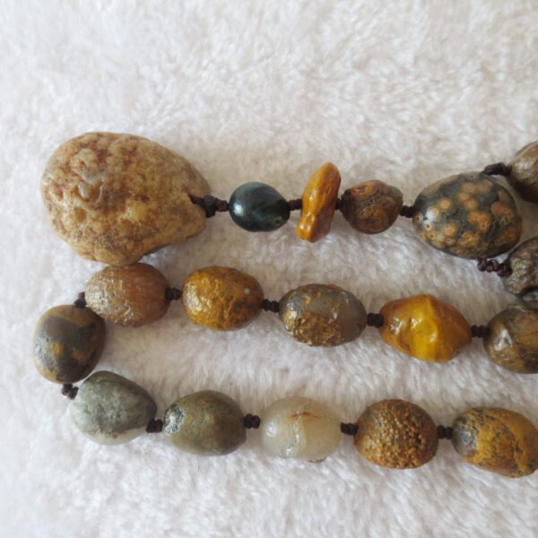 gobi eye stone beaded necklace, natural alxa agate pebble long necklace (n698) (copy)