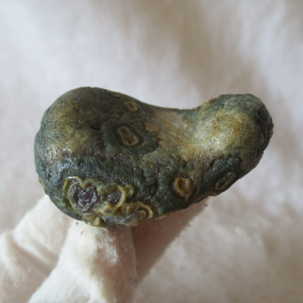 natural gobi eye stone，raw oracle eye agate，collectible crystal specimen (m95) (copy)