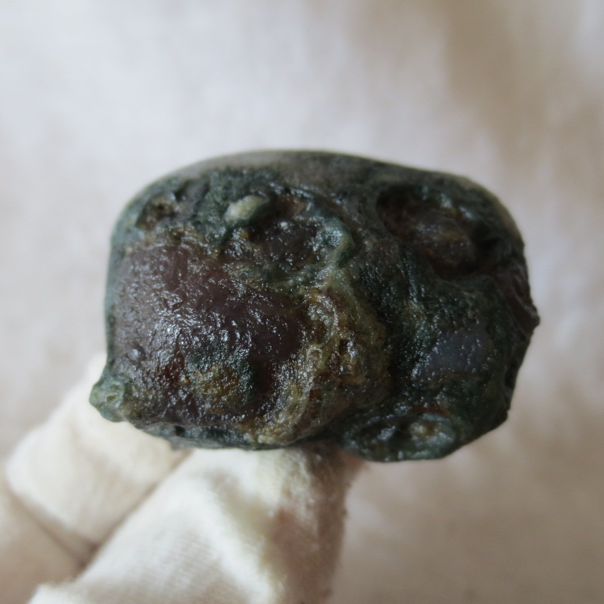 natural gobi eye stone，raw oracle eye agate，collectible crystal specimen (m94) (copy)