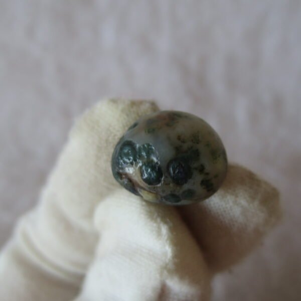 gobi desert eye agate natural collectible rough stone specimen (m212) (copy)