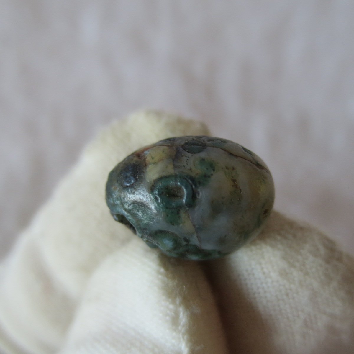 gobi desert eye agate natural collectible rough stone specimen (m212) (copy)