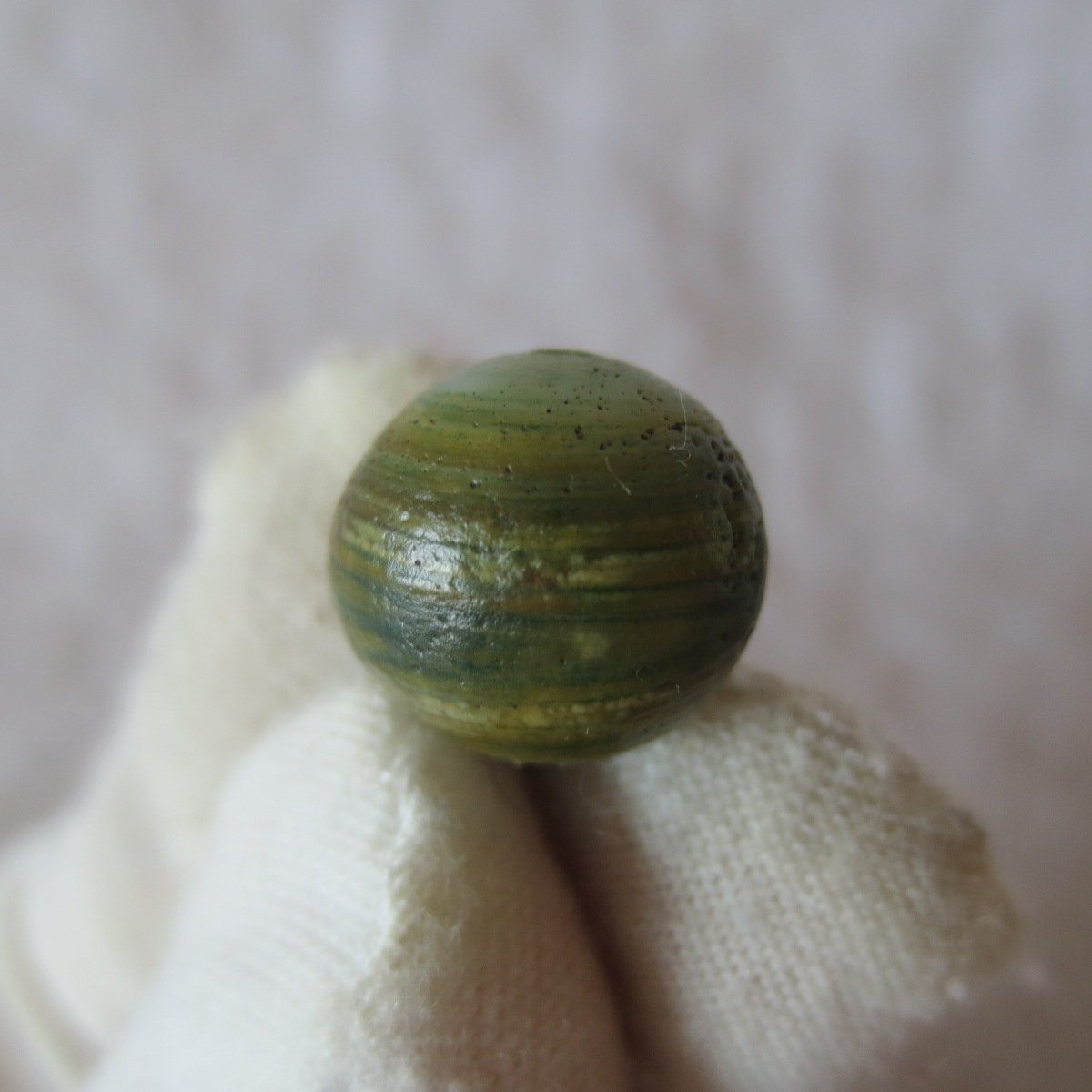 gobi desert eye agate natural collectible rough stone specimen (m214)