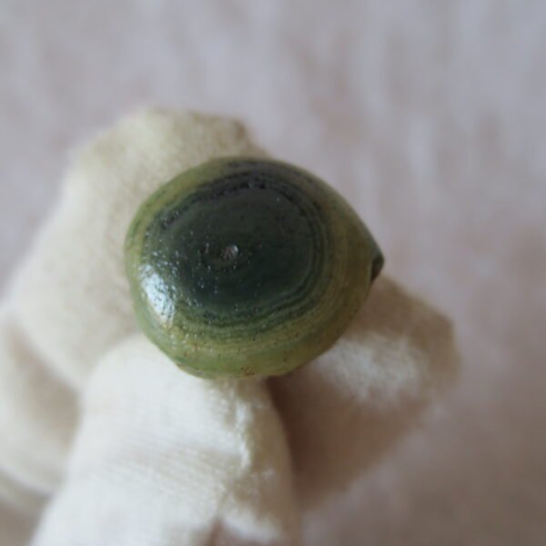 tiny gobi desert eye agate natural collectible rough stone specimen (m221)