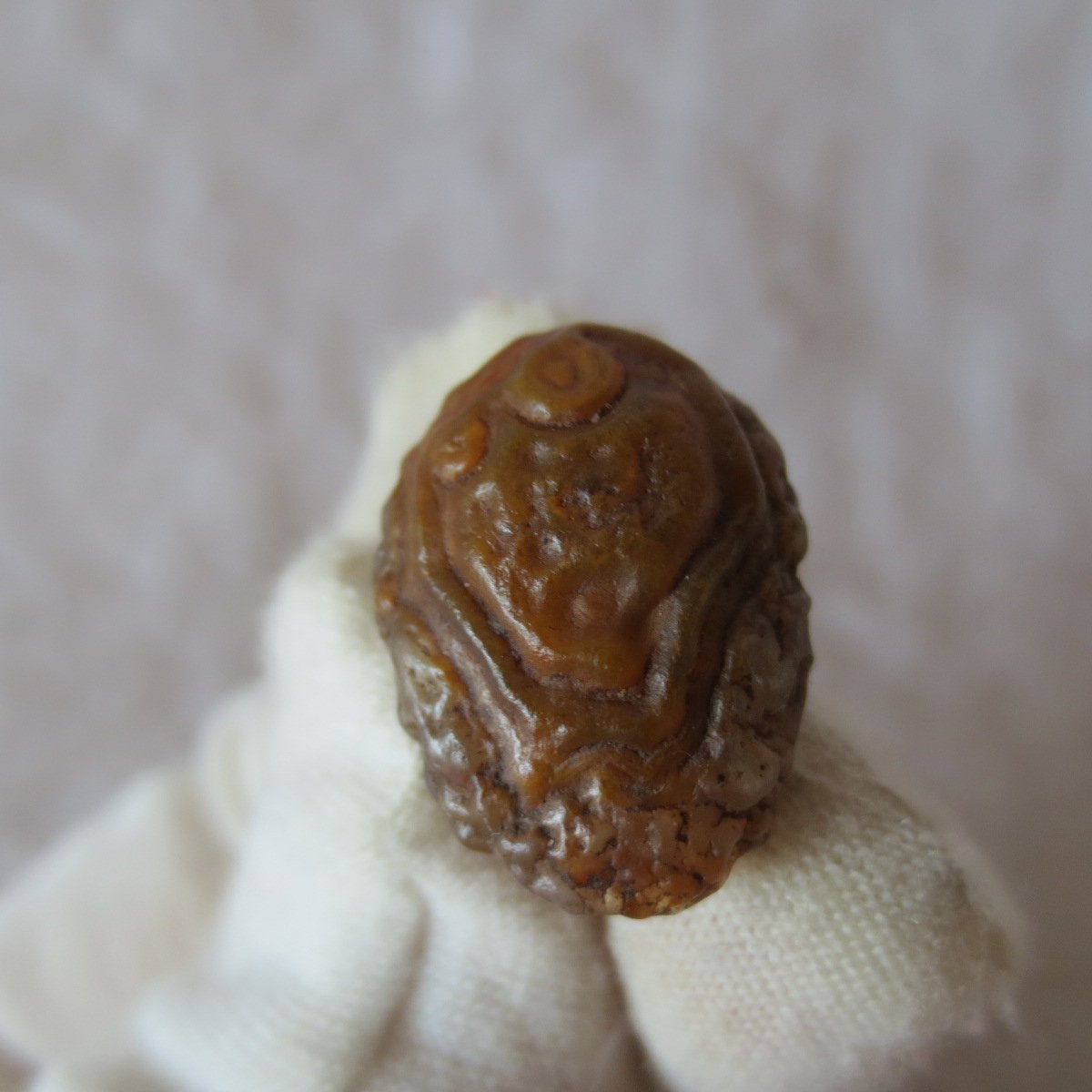tiny gobi desert eye agate natural collectible rough stone specimen (m222) (copy)