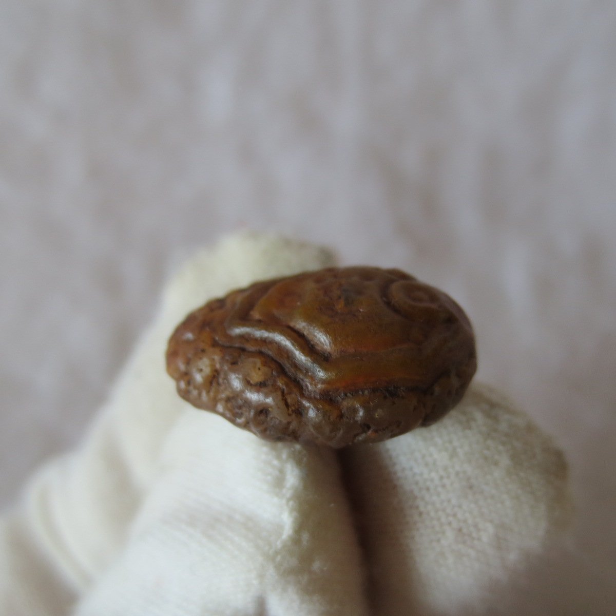tiny gobi desert eye agate natural collectible rough stone specimen (m222) (copy)