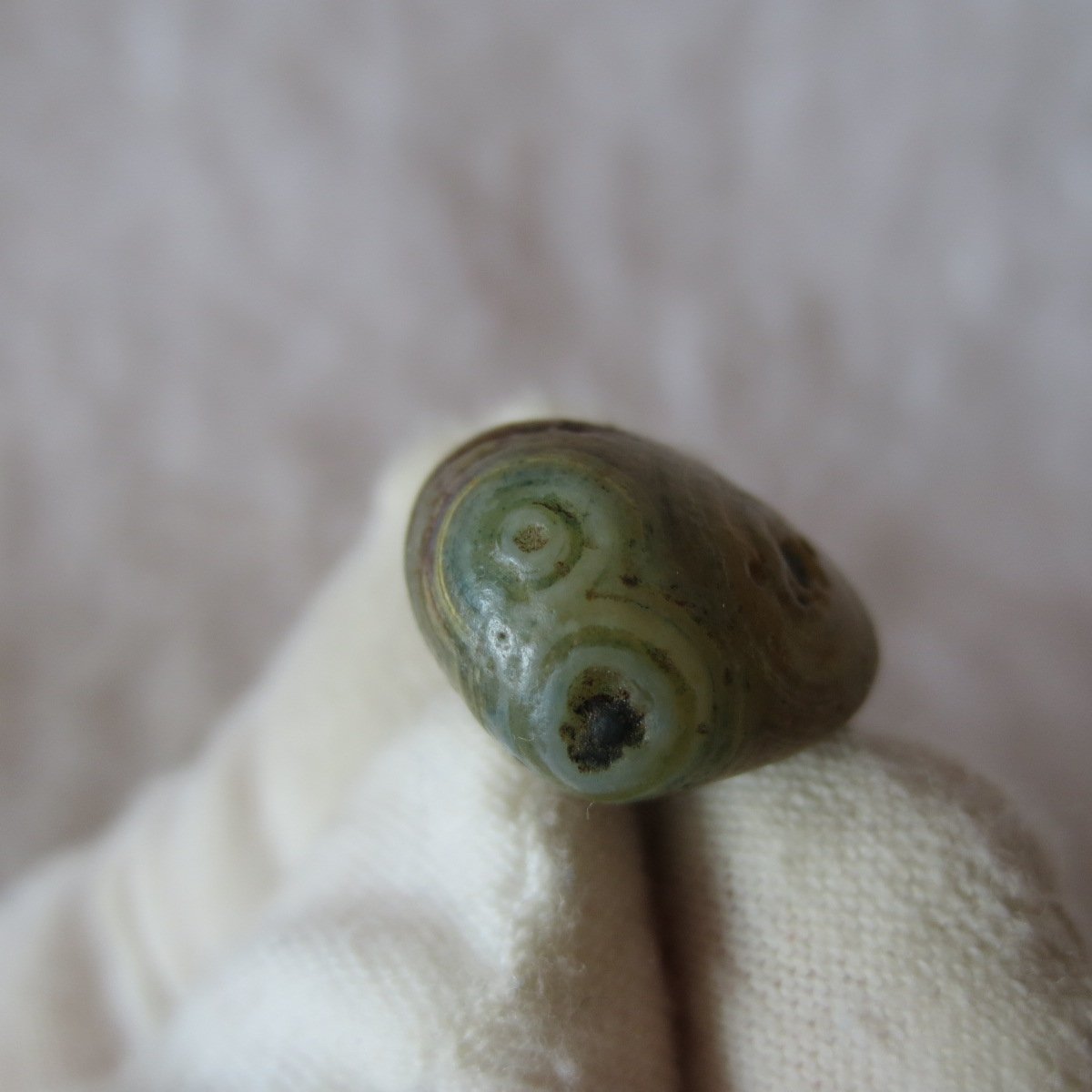 tiny gobi desert eye agate natural collectible rough stone specimen (m224) (copy)
