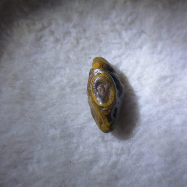 tiny gobi desert eye agate natural collectible rough stone specimen (m227) (copy)