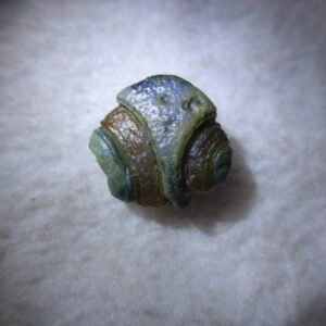 tiny gobi desert eye agate natural collectible rough stone specimen (m236)