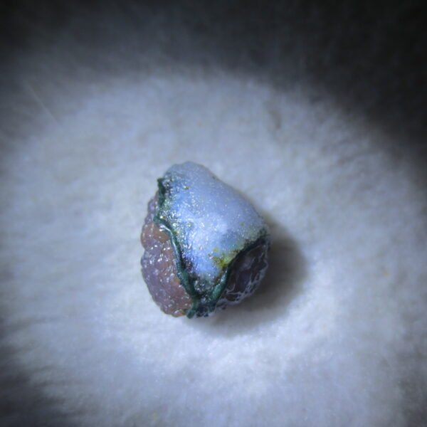 tiny gobi desert eye agate natural collectible rough stone specimen (m236) (copy)
