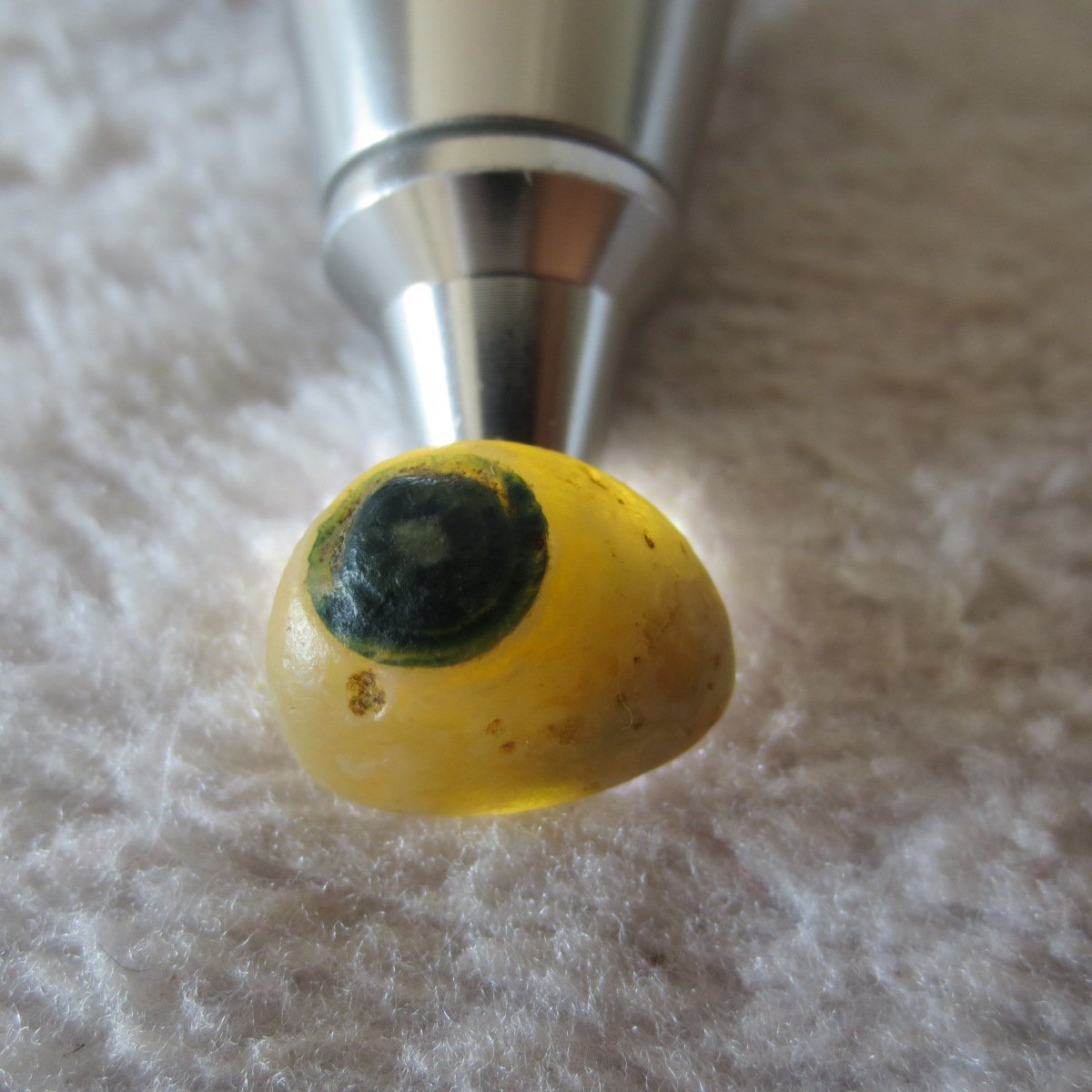 tiny gobi desert eye agate natural collectible rough stone specimen (m238) (copy)