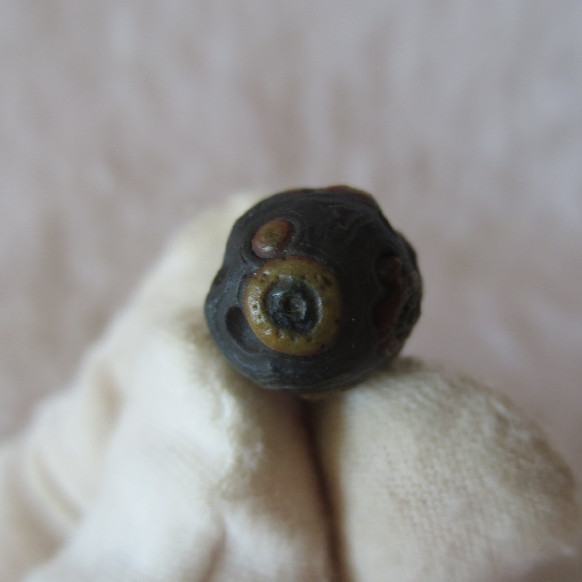 tiny gobi desert eye agate natural collectible rough stone specimen (m249) (copy)