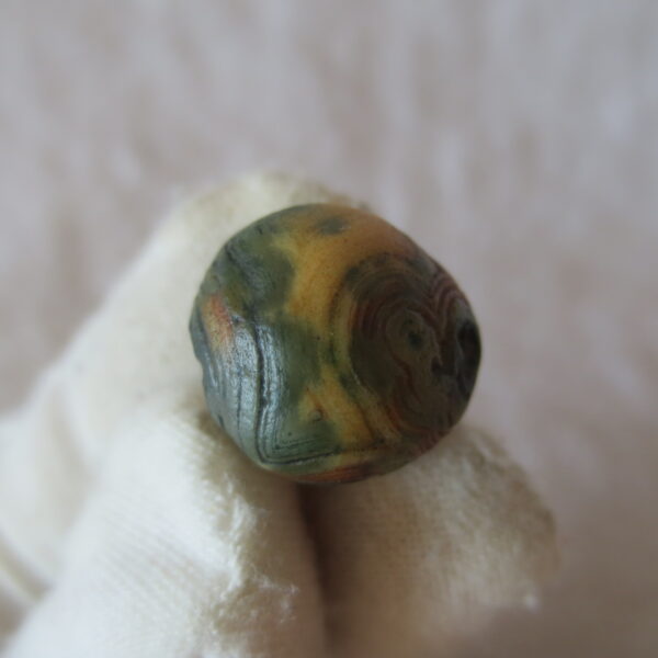 tiny gobi desert eye agate natural collectible rough stone specimen (m251) (copy)