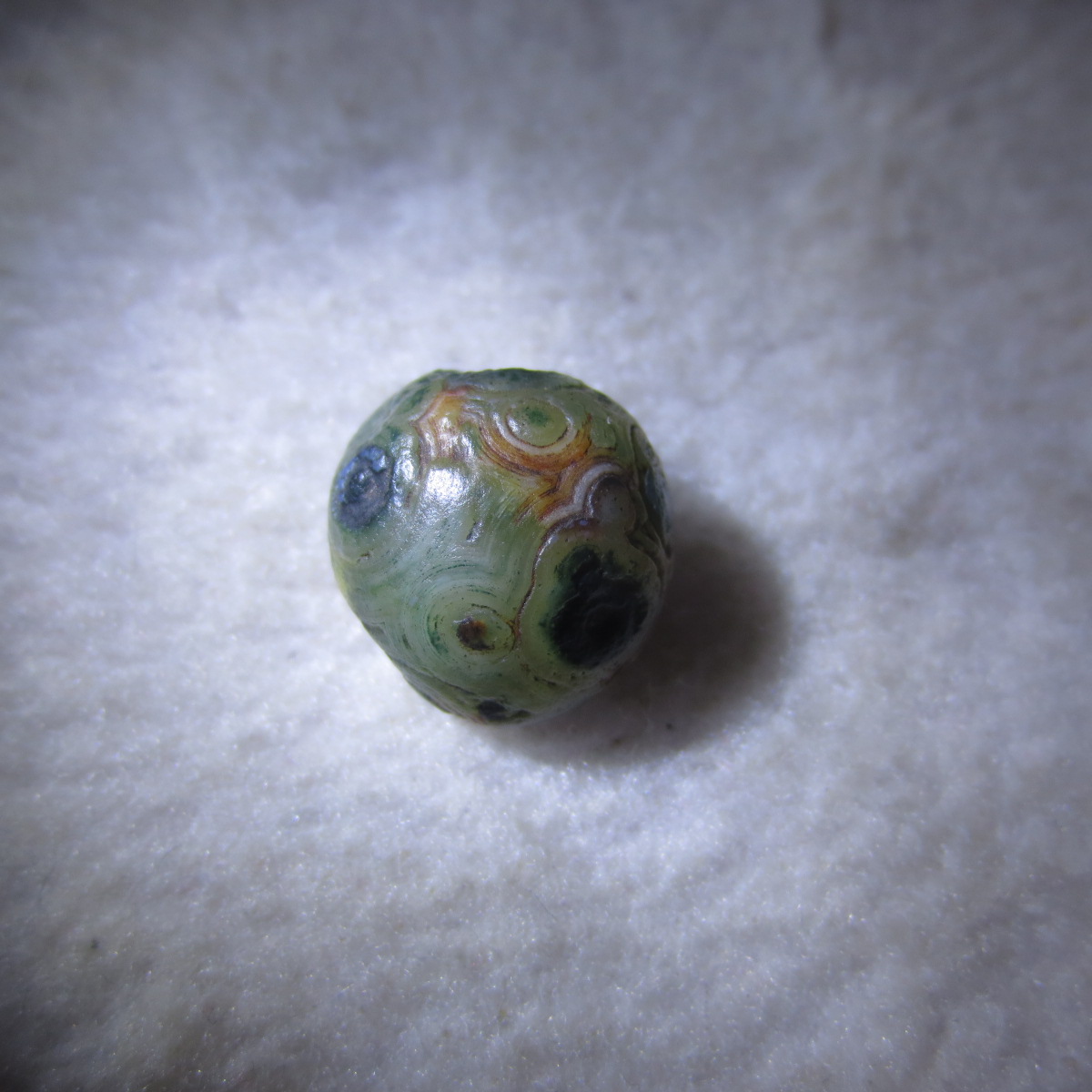 tiny gobi desert eye agate natural collectible rough stone specimen (m251) (copy)