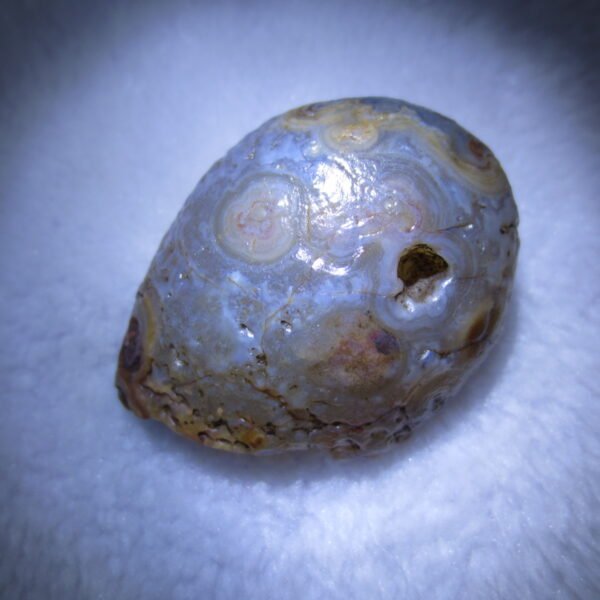 natural gobi eye stone，raw oracle eye agate，collectible crystal specimen (m92)