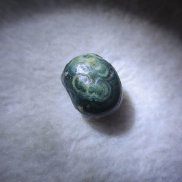 tiny gobi desert eye agate natural collectible rough stone specimen (m262)