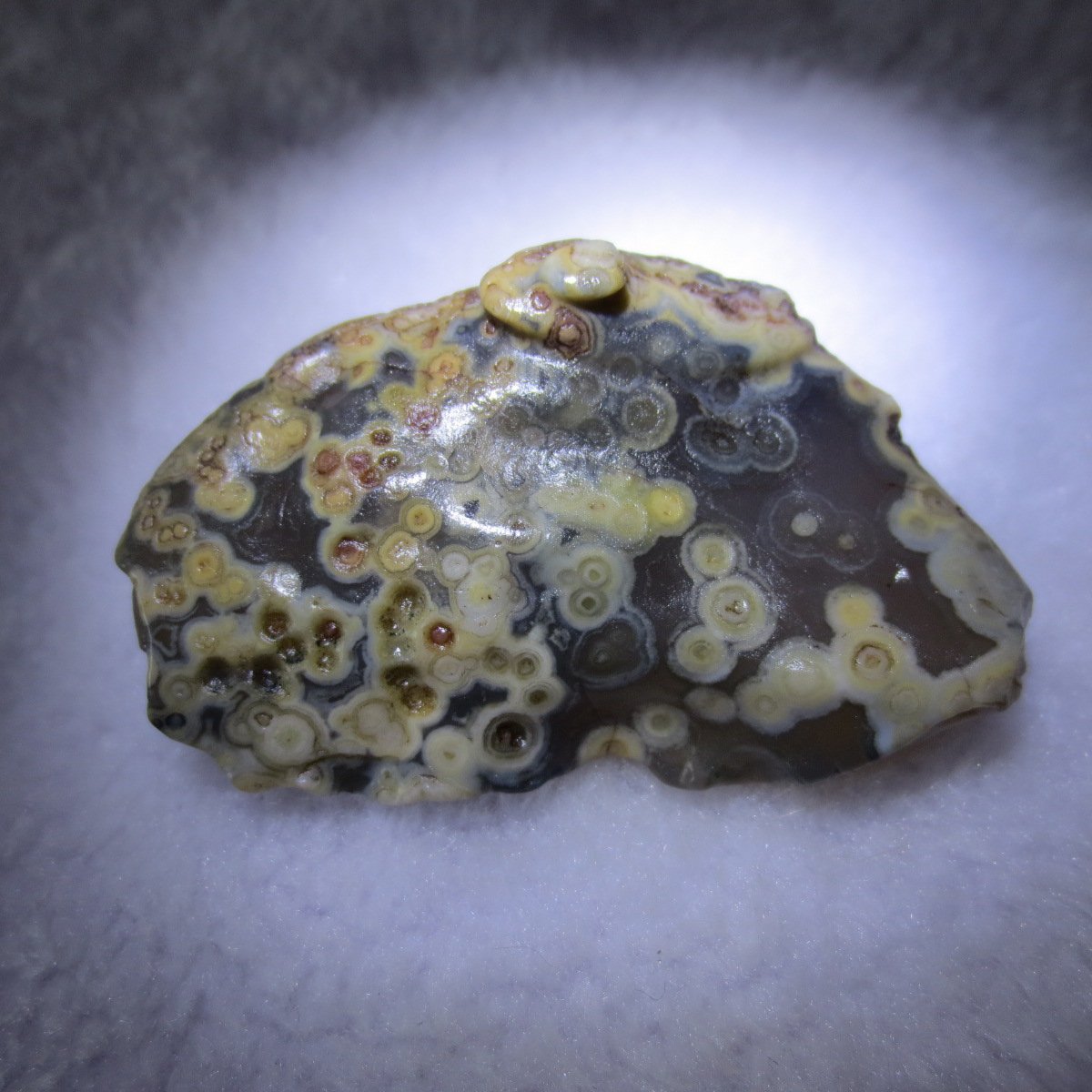 natural gobi eye stone，raw oracle eye agate，collectible crystal specimen (m102)