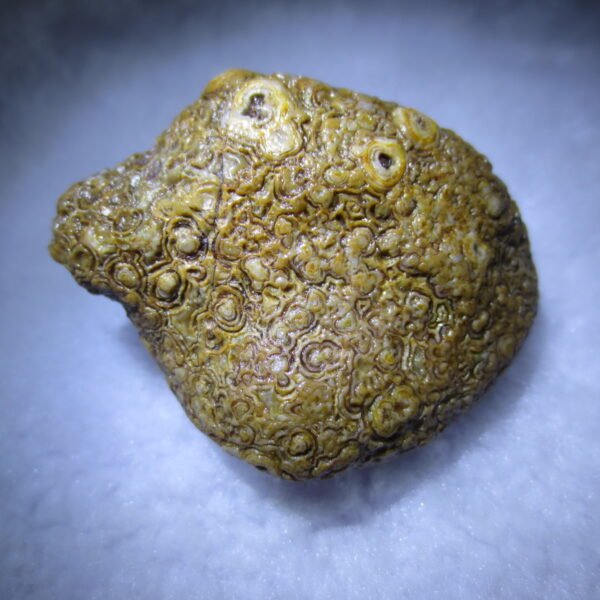 natural gobi eye stone，raw oracle eye agate，collectible crystal specimen (m102) (copy)