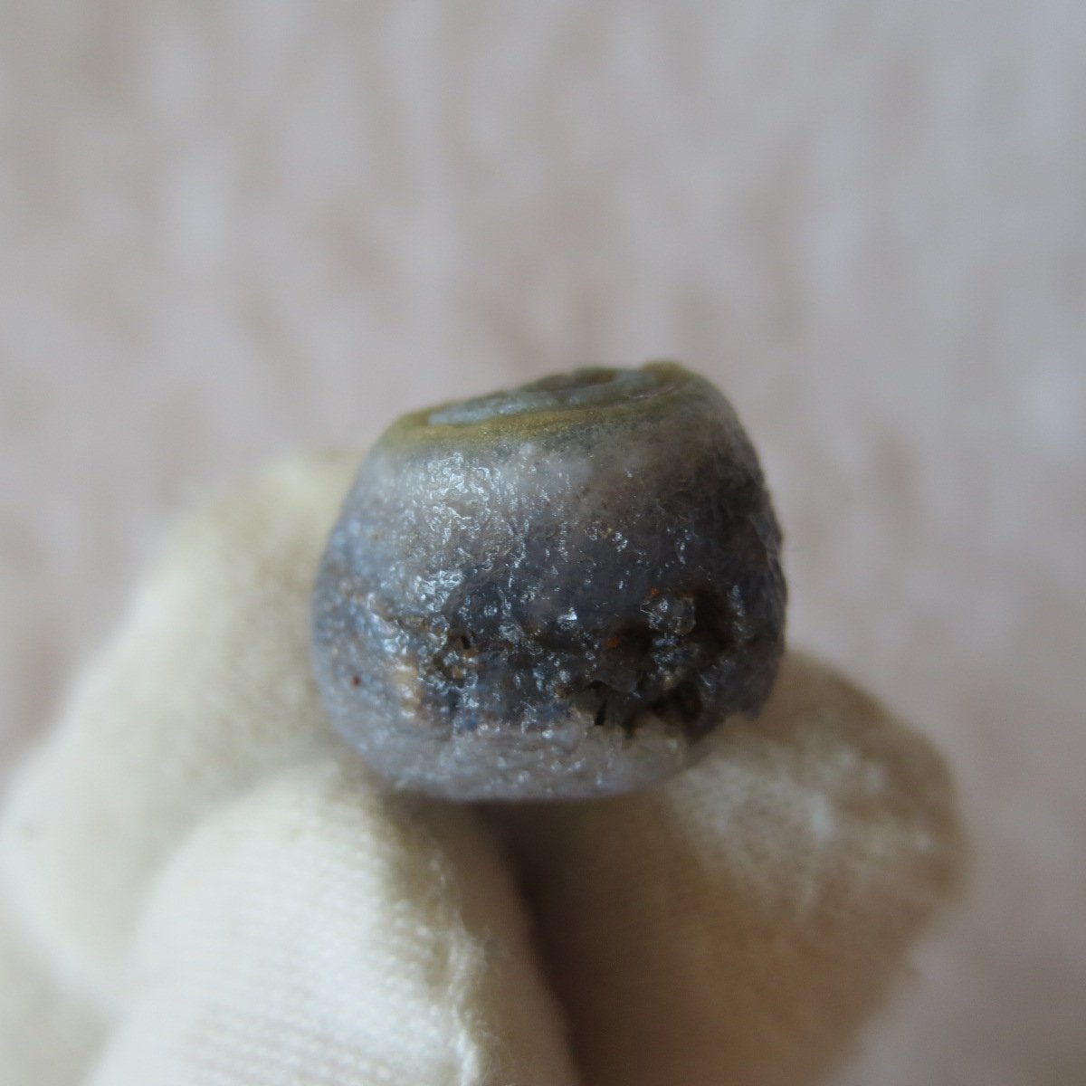tiny gobi desert eye agate natural collectible rough stone specimen (m265) (copy)