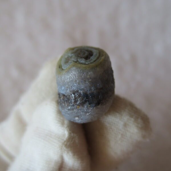 tiny gobi desert eye agate natural collectible rough stone specimen (m265) (copy)