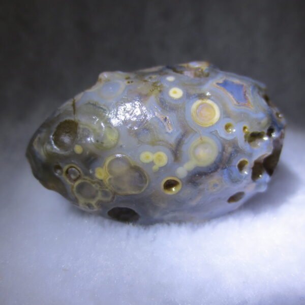 natural gobi eye stone，raw oracle eye agate，collectible crystal specimen (m107)