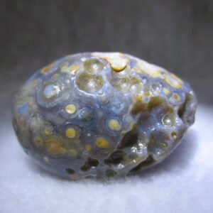natural gobi eye stone，raw oracle eye agate，collectible crystal specimen (m107)