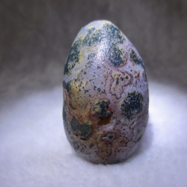 natural gobi eye stone，raw oracle eye agate，collectible crystal specimen (m108)