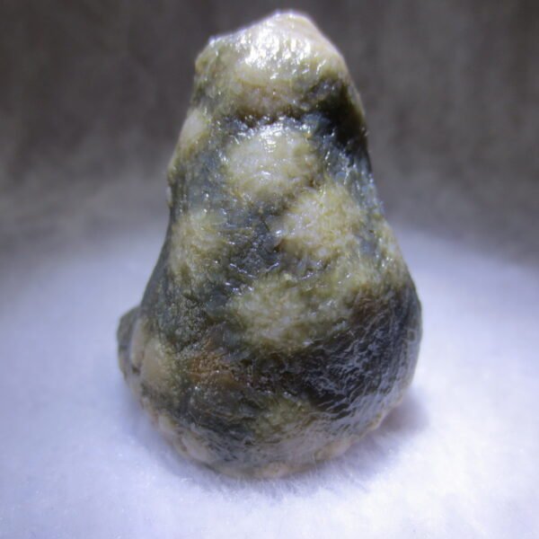 natural gobi eye stone，raw oracle eye agate，collectible crystal specimen (m109)