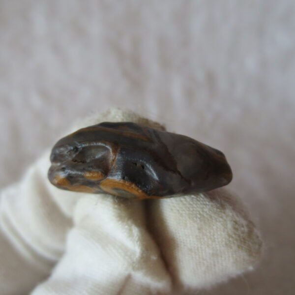 tiny gobi desert eye agate natural collectible rough stone specimen (m268) (copy)