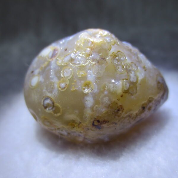natural gobi eye stone，raw oracle eye agate，collectible crystal specimen (m116)
