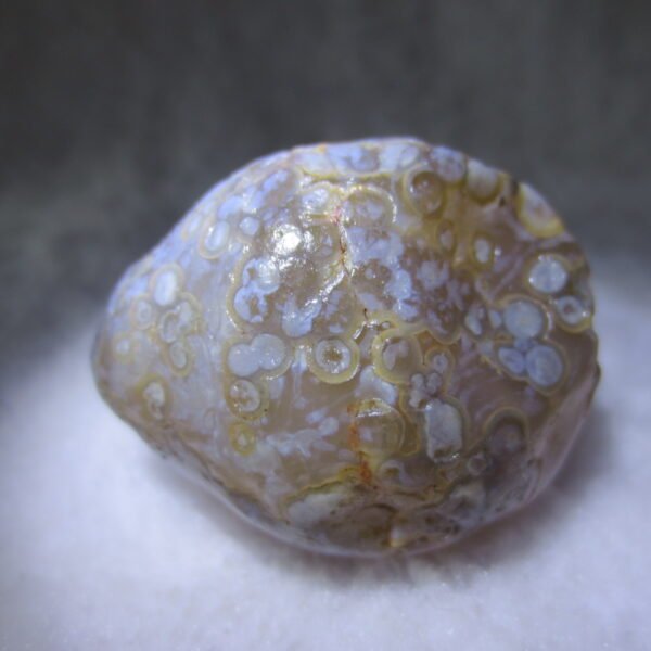 natural gobi eye stone，raw oracle eye agate，collectible crystal specimen (m116)