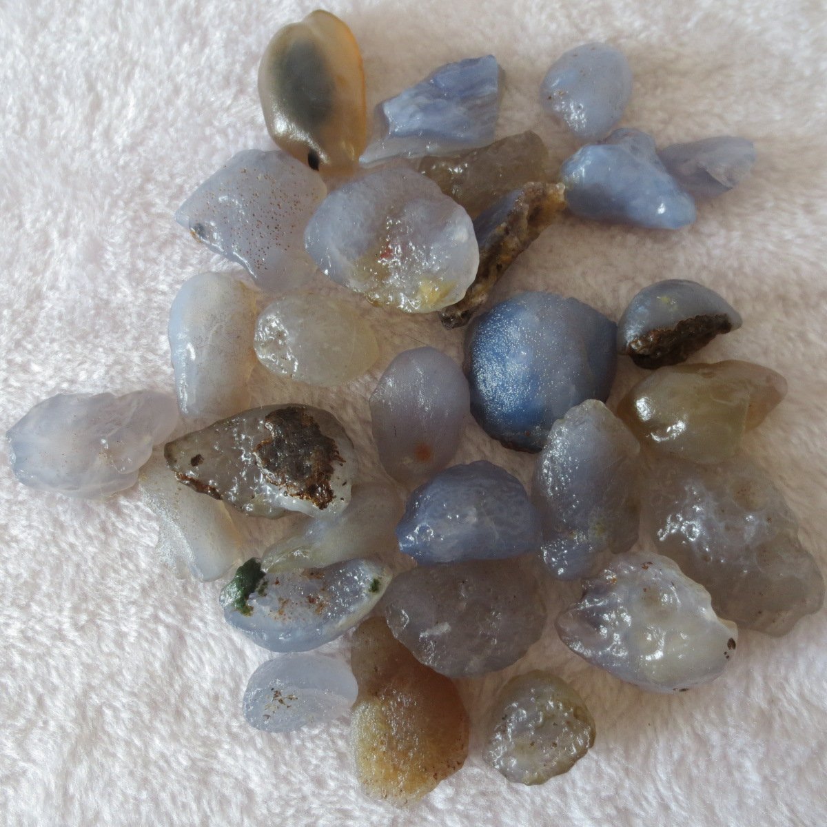 gobi desert candy raw rough stones natural gemstone specimen for collectors (p73)