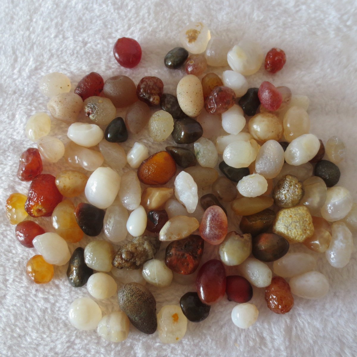 gobi desert candy raw rough stones natural gemstone specimen for collectors (p73) (copy)