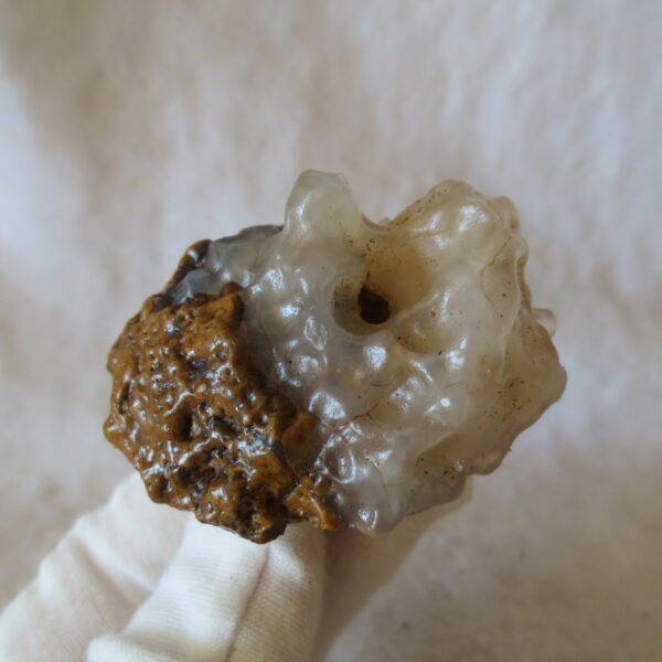 natural gobi eye stone，raw oracle eye agate，collectible crystal specimen (m93) (copy)