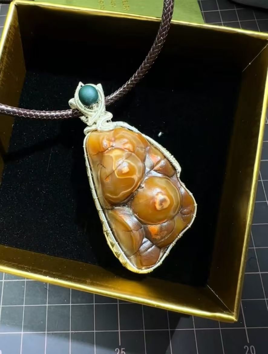 artisan wire‑wrapped gobi stone pendant｜photo for style reference only, not for sale 2